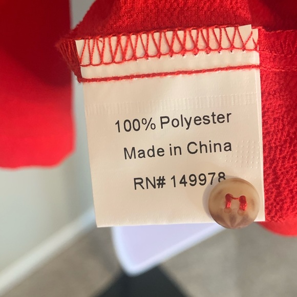 NWT Red Button Down Top and Necklace combo - Picture 10 of 11